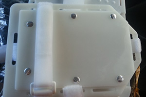 image of bottom of Rollerfly plates